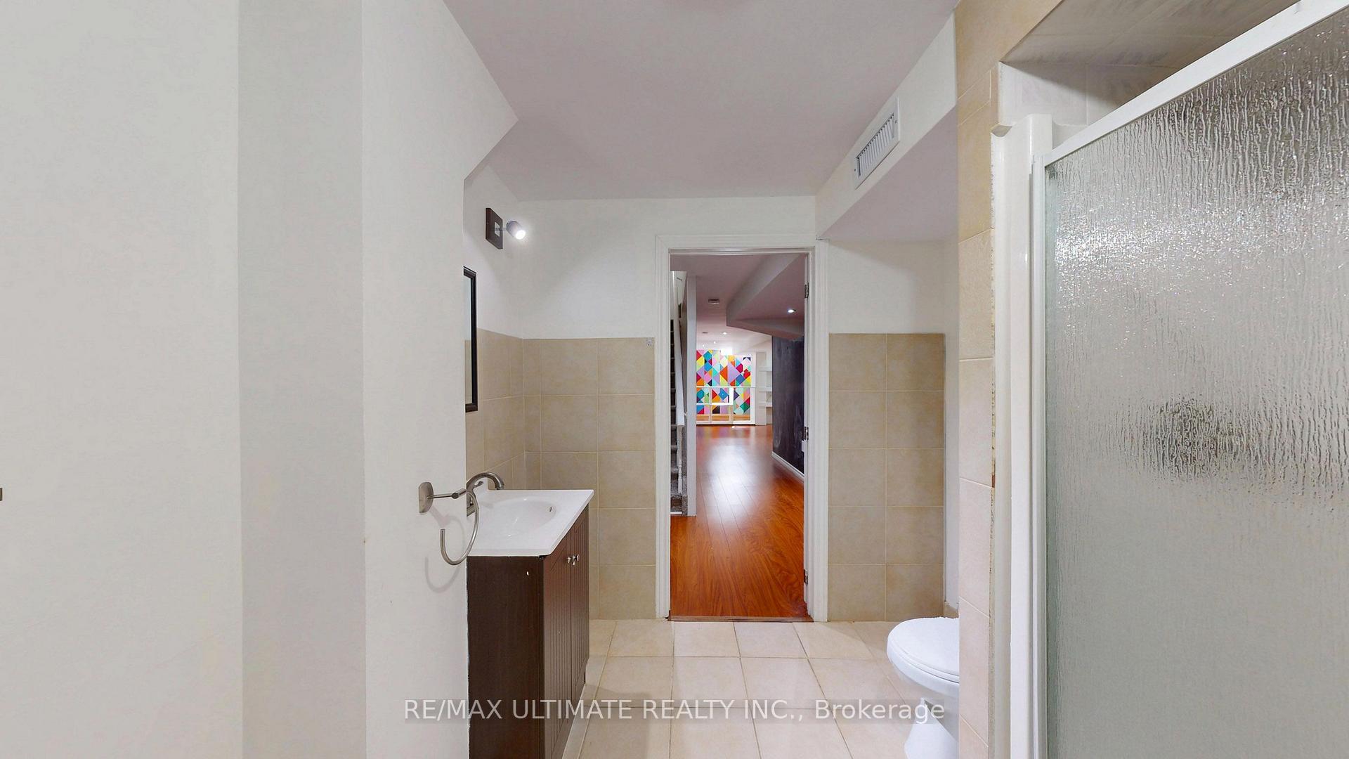 Photo 49 of 131 Foxchase Avenue, Vaughan, East Woodbridge — HOMEH