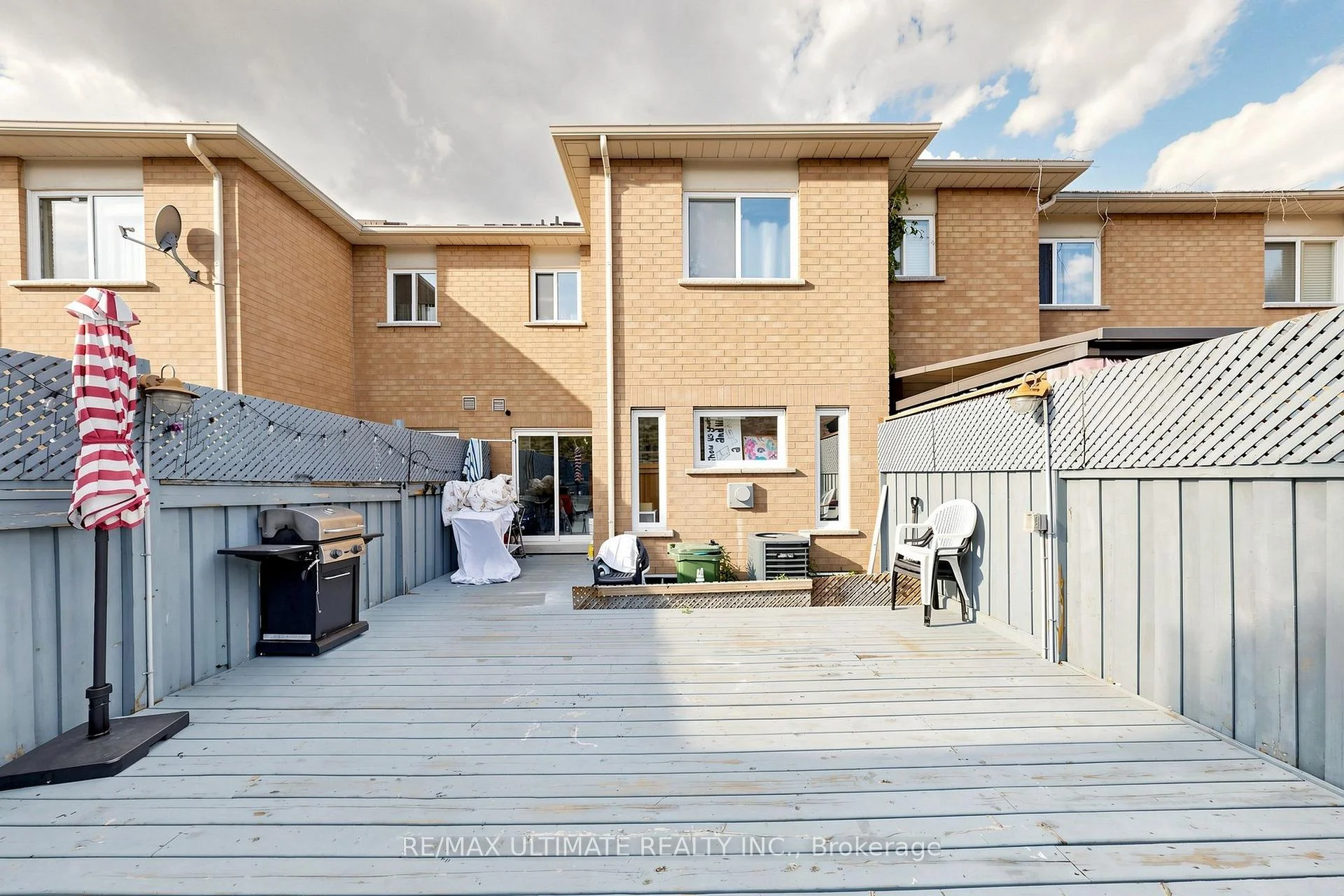 Photo 17 of 131 Foxchase Avenue, Vaughan, East Woodbridge — HOMEH