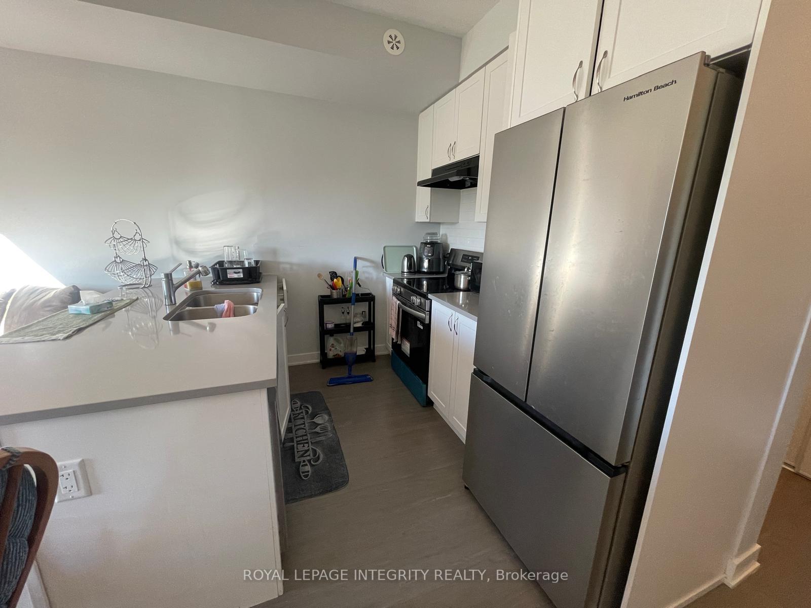 Photo 4 of 408 Mishi Private, Ottawa, CFB Rockcliffe and Area — HOMEH