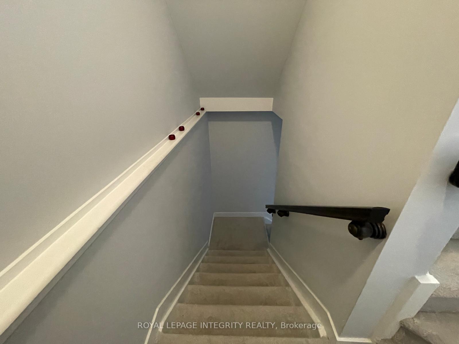 Photo 6 of 408 Mishi Private, Ottawa, CFB Rockcliffe and Area — HOMEH