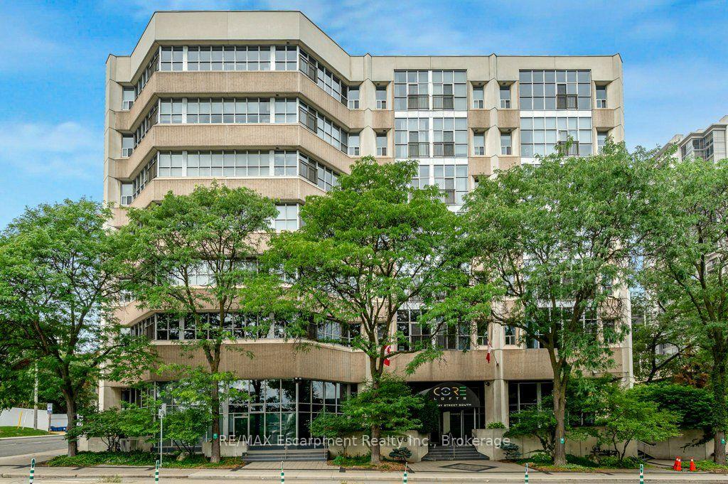 Photo of Unit 107, 66 Bay Street S