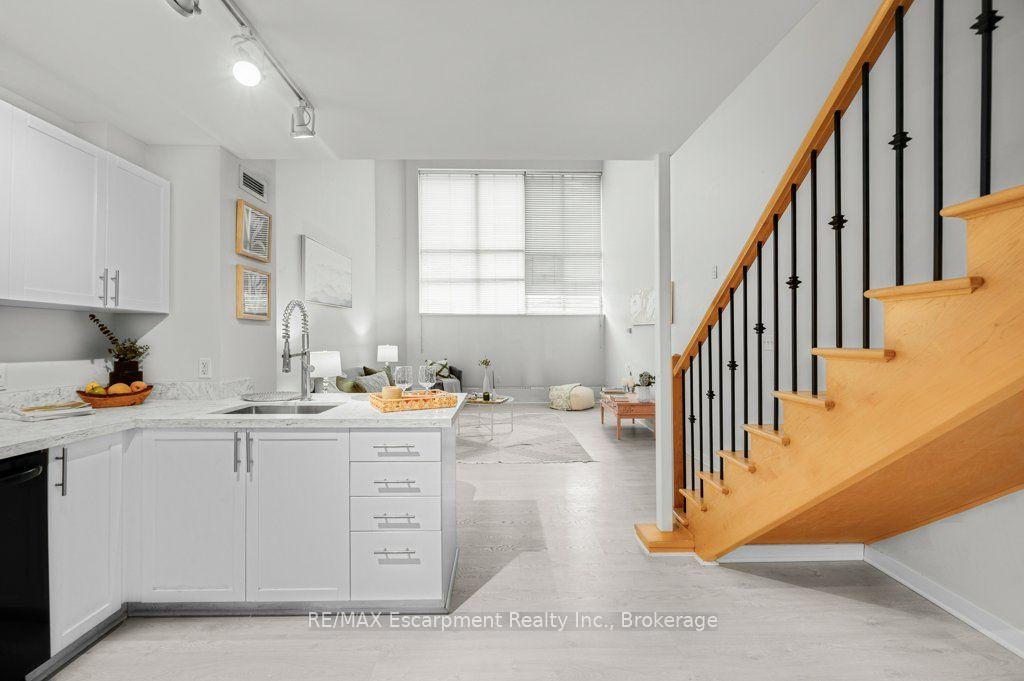 Photo 11 of Unit 107, 66 Bay Street S, Hamilton, Durand — HOMEH