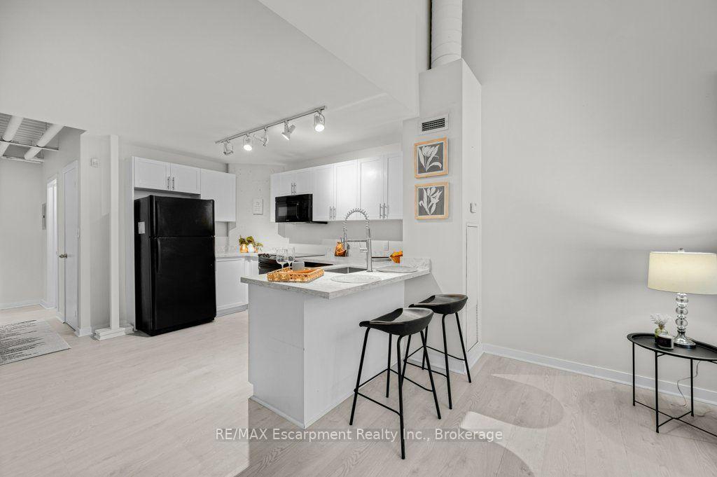 Photo 12 of Unit 107, 66 Bay Street S, Hamilton, Durand — HOMEH
