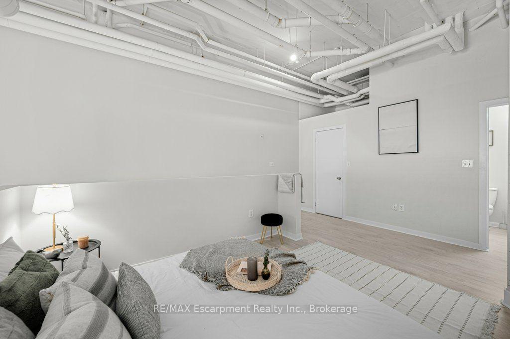 Photo 21 of Unit 107, 66 Bay Street S, Hamilton, Durand — HOMEH