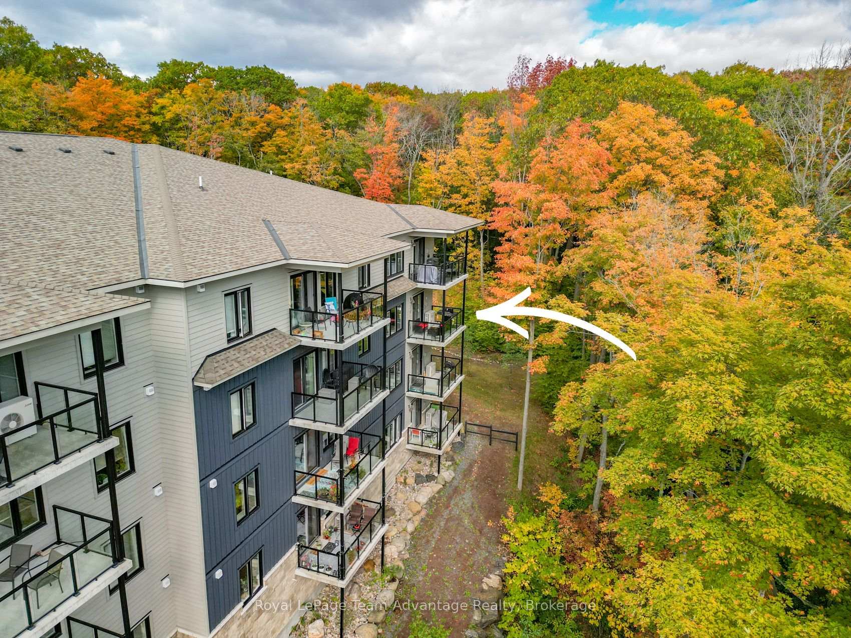 Photo 3 of Unit 303, 11B Salt Dock Road, Parry Sound — HOMEH
