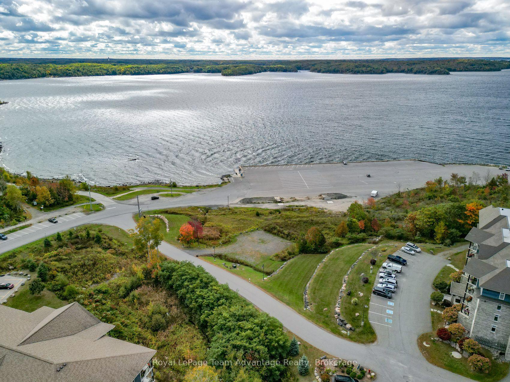 Photo 37 of Unit 303, 11B Salt Dock Road, Parry Sound — HOMEH