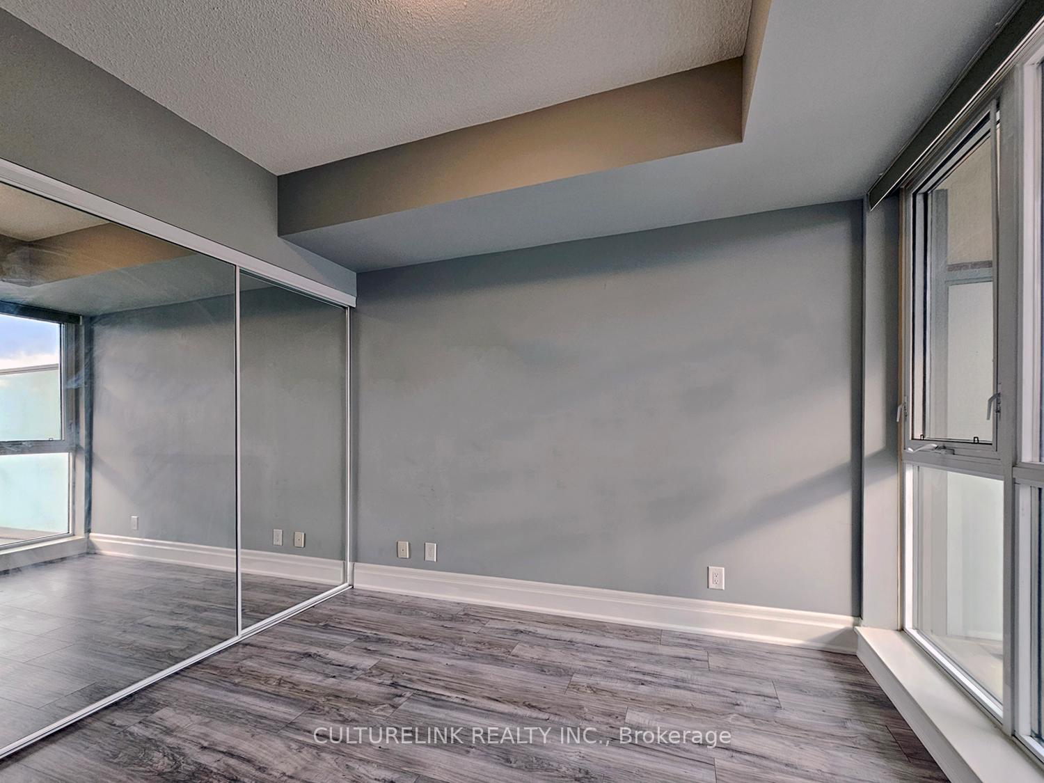 Photo 10 of Unit 607, 57 Upper Duke Crescent, Markham, Unionville — HOMEH