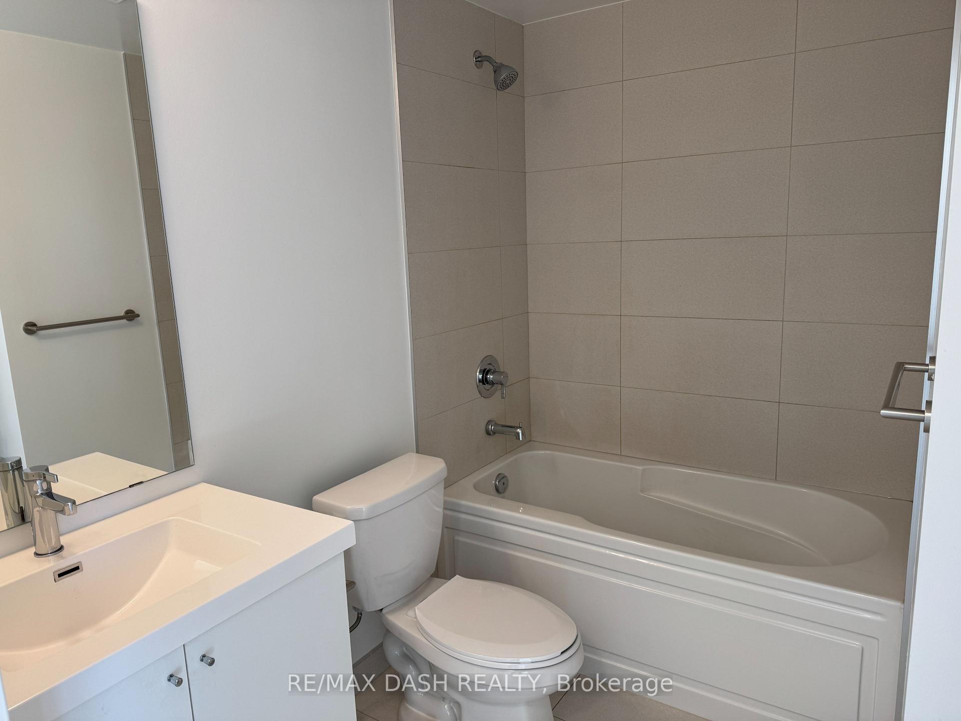 Photo 7 of Unit 1622, 2545 Simcoe Street N, Oshawa, Windfields — HOMEH