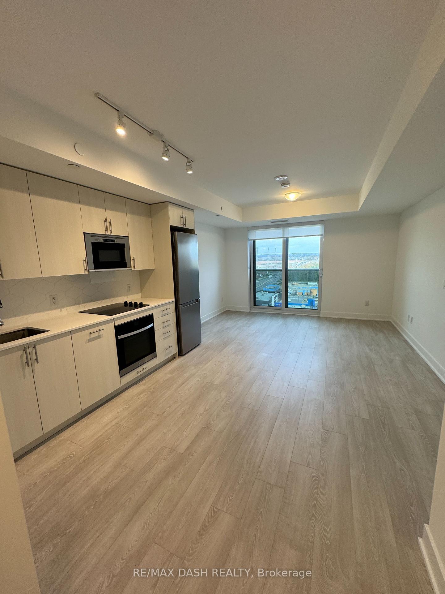 Photo 6 of Unit 1530, 2545 Simcoe Street N, Oshawa, Windfields — HOMEH