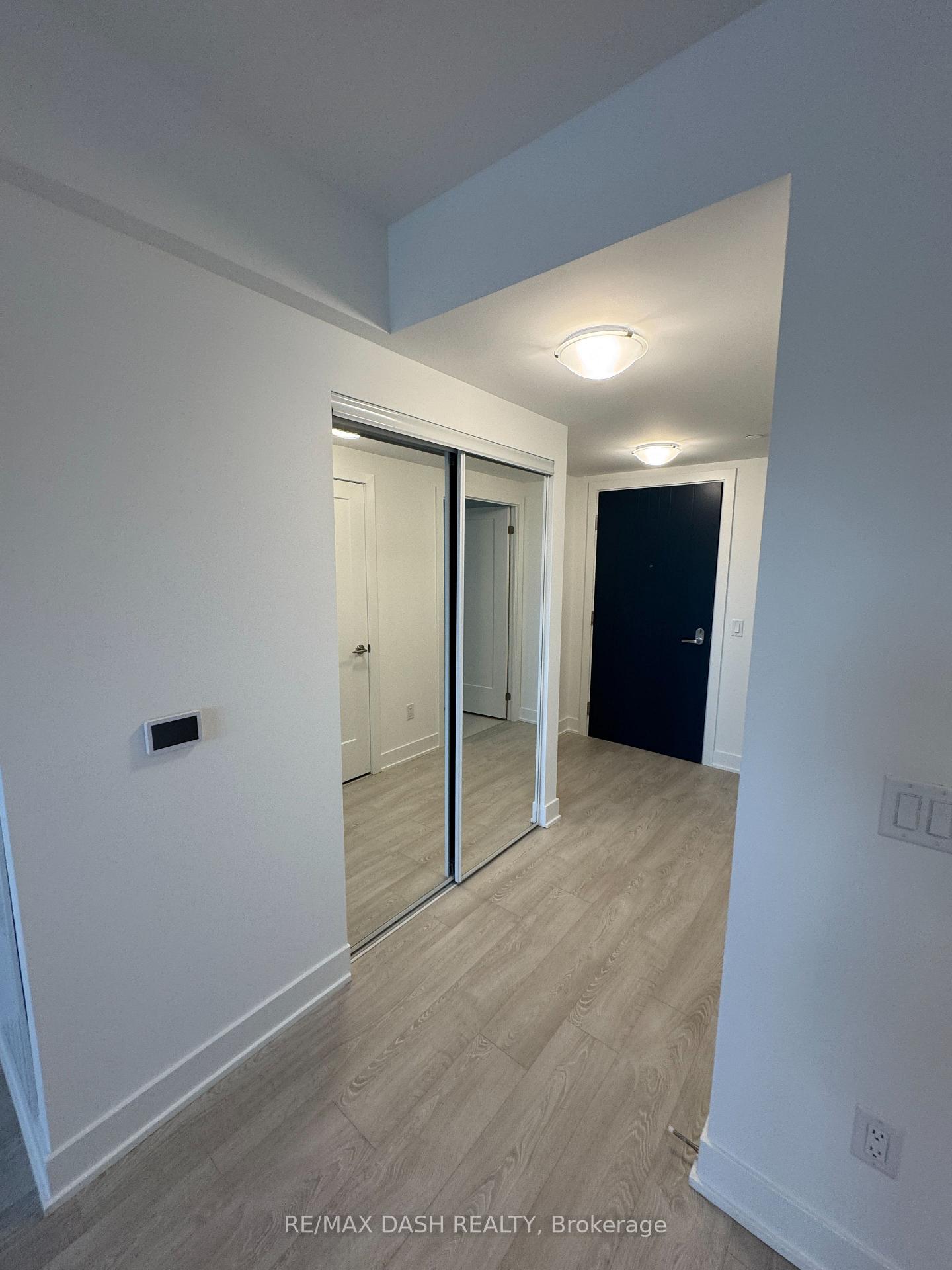 Photo 10 of Unit 1530, 2545 Simcoe Street N, Oshawa, Windfields — HOMEH