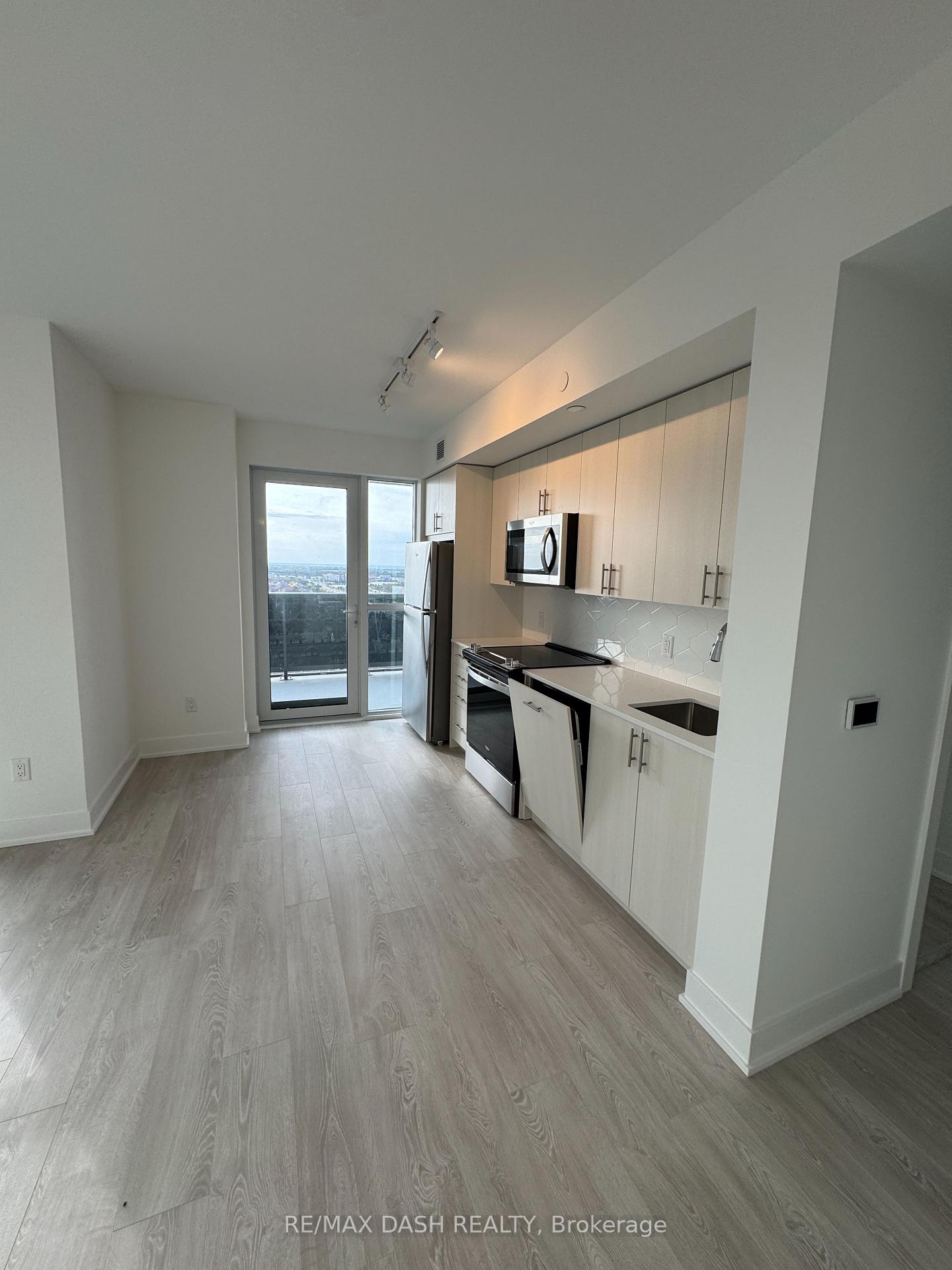 Photo 9 of Unit 1838, 2545 Simcoe Street N, Oshawa, Windfields — HOMEH