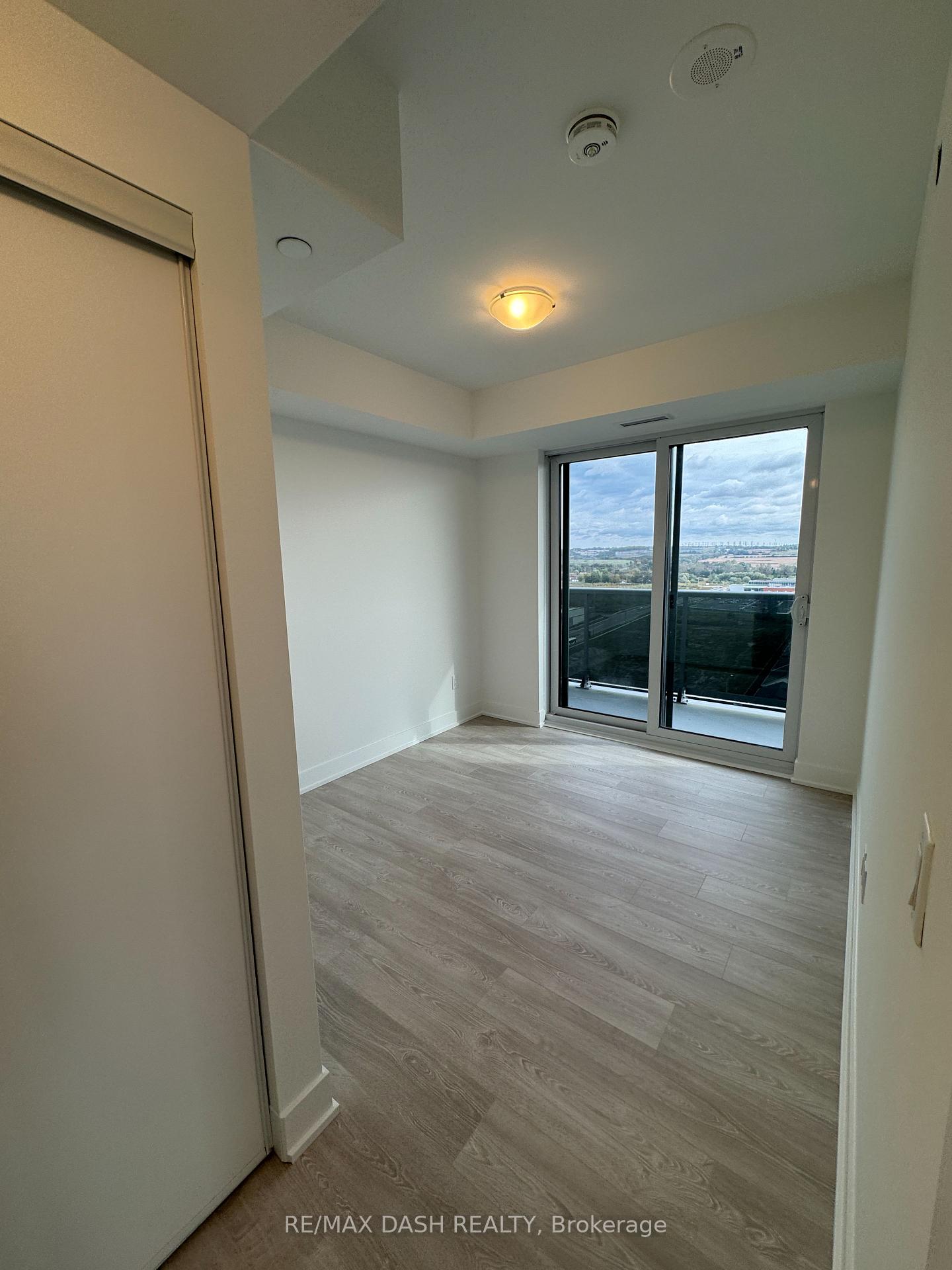Photo 12 of Unit 1838, 2545 Simcoe Street N, Oshawa, Windfields — HOMEH