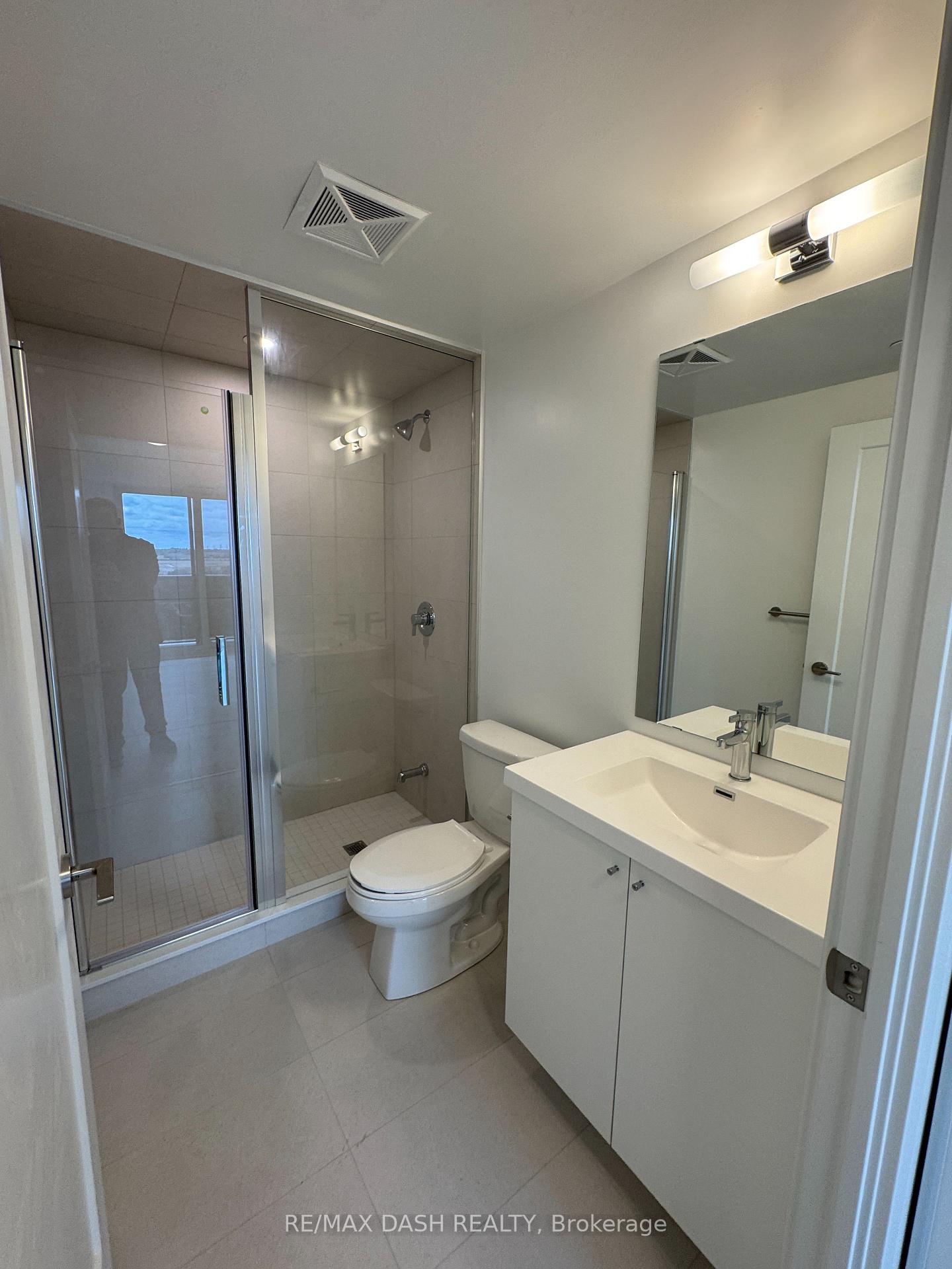 Photo 14 of Unit 1838, 2545 Simcoe Street N, Oshawa, Windfields — HOMEH