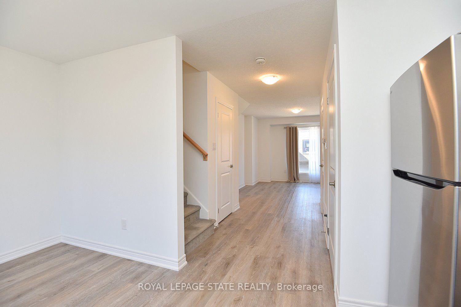 Photo 17 of 19 Radison Lane, Hamilton, McQuesten — HOMEH