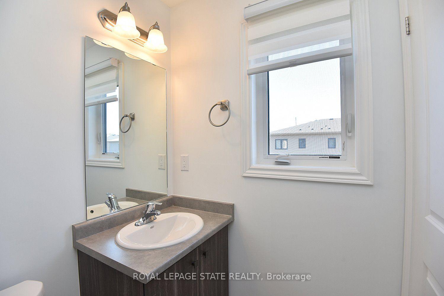 Photo 30 of 19 Radison Lane, Hamilton, McQuesten — HOMEH