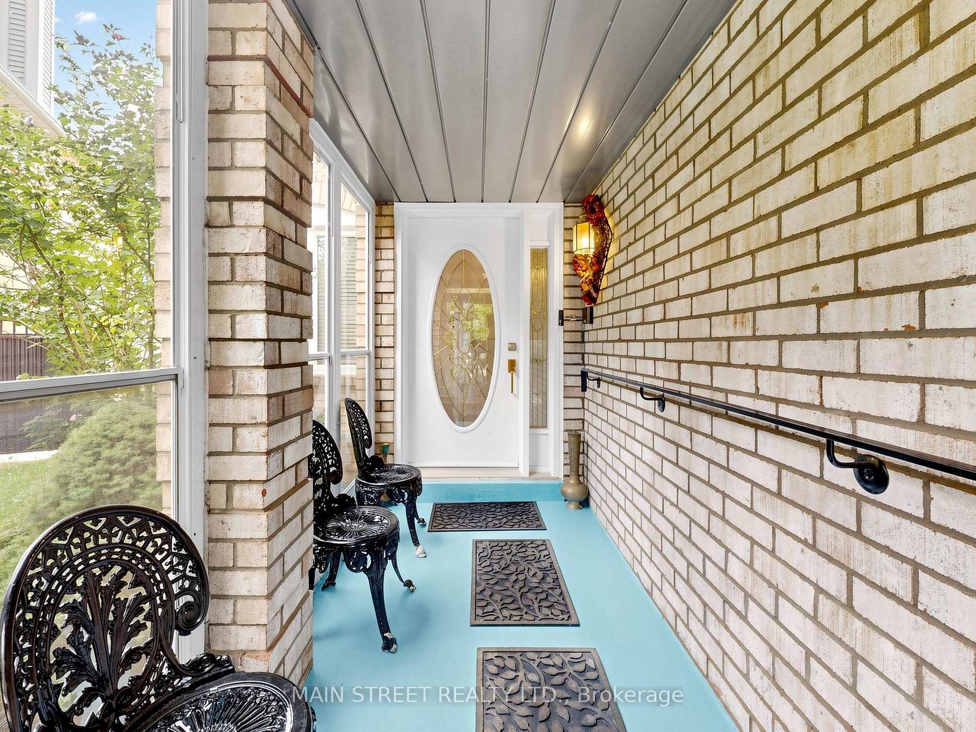 Photo 3 of 2441 Willowburne Drive, Mississauga, Central Erin Mills — HOMEH