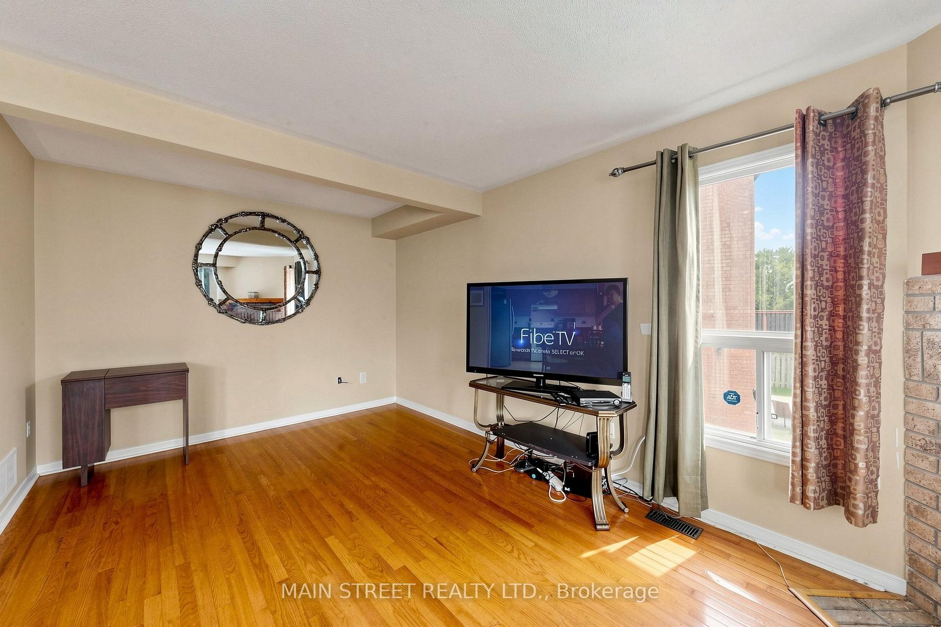 Photo 15 of 2441 Willowburne Drive, Mississauga, Central Erin Mills — HOMEH