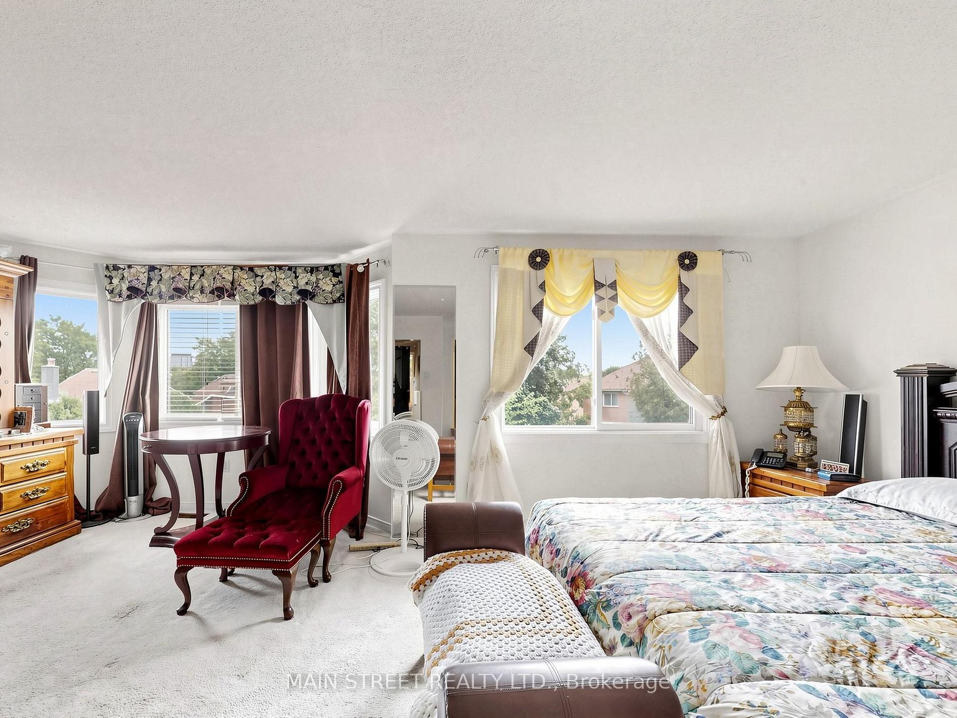 Photo 29 of 2441 Willowburne Drive, Mississauga, Central Erin Mills — HOMEH