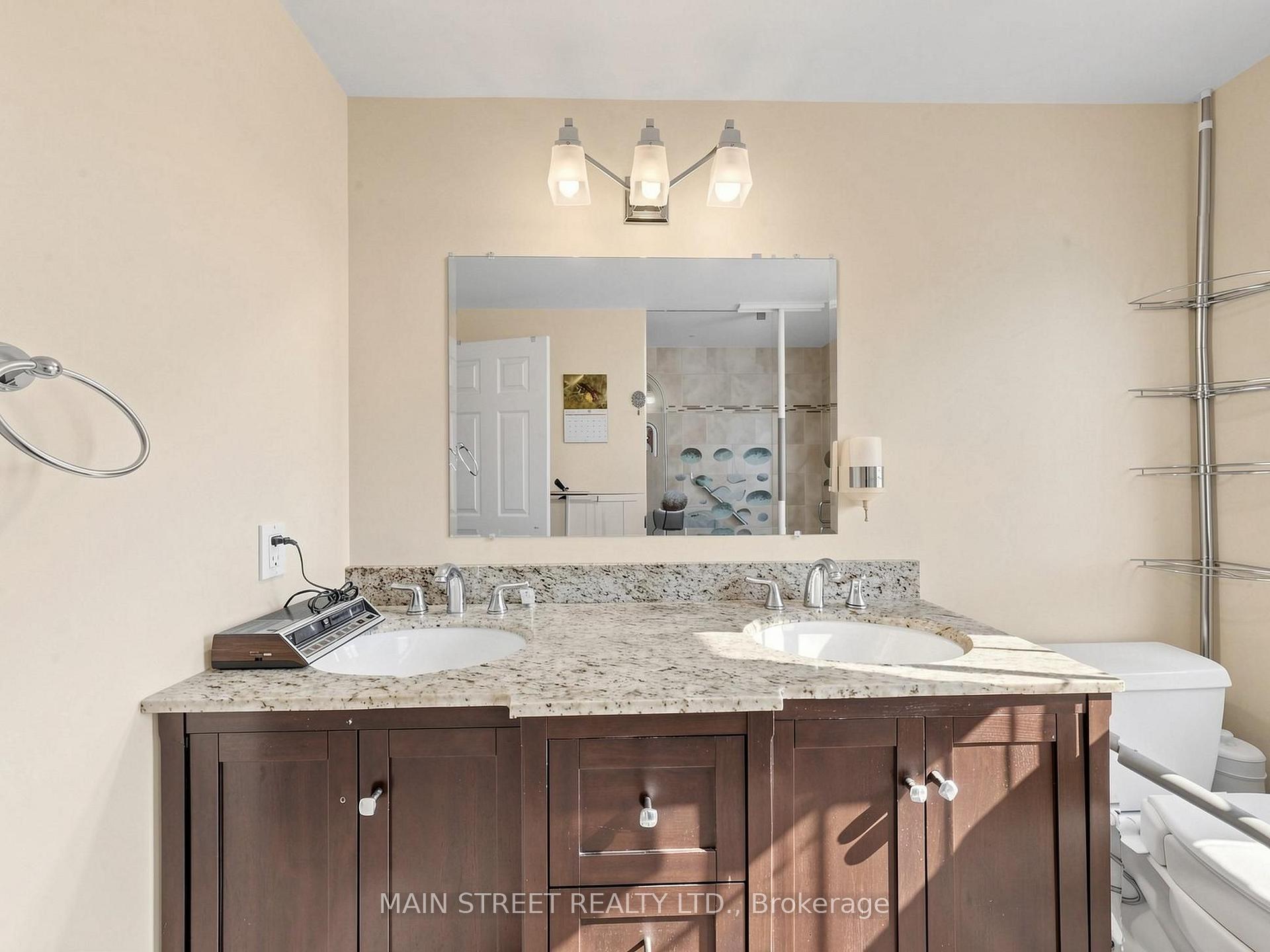 Photo 36 of 2441 Willowburne Drive, Mississauga, Central Erin Mills — HOMEH