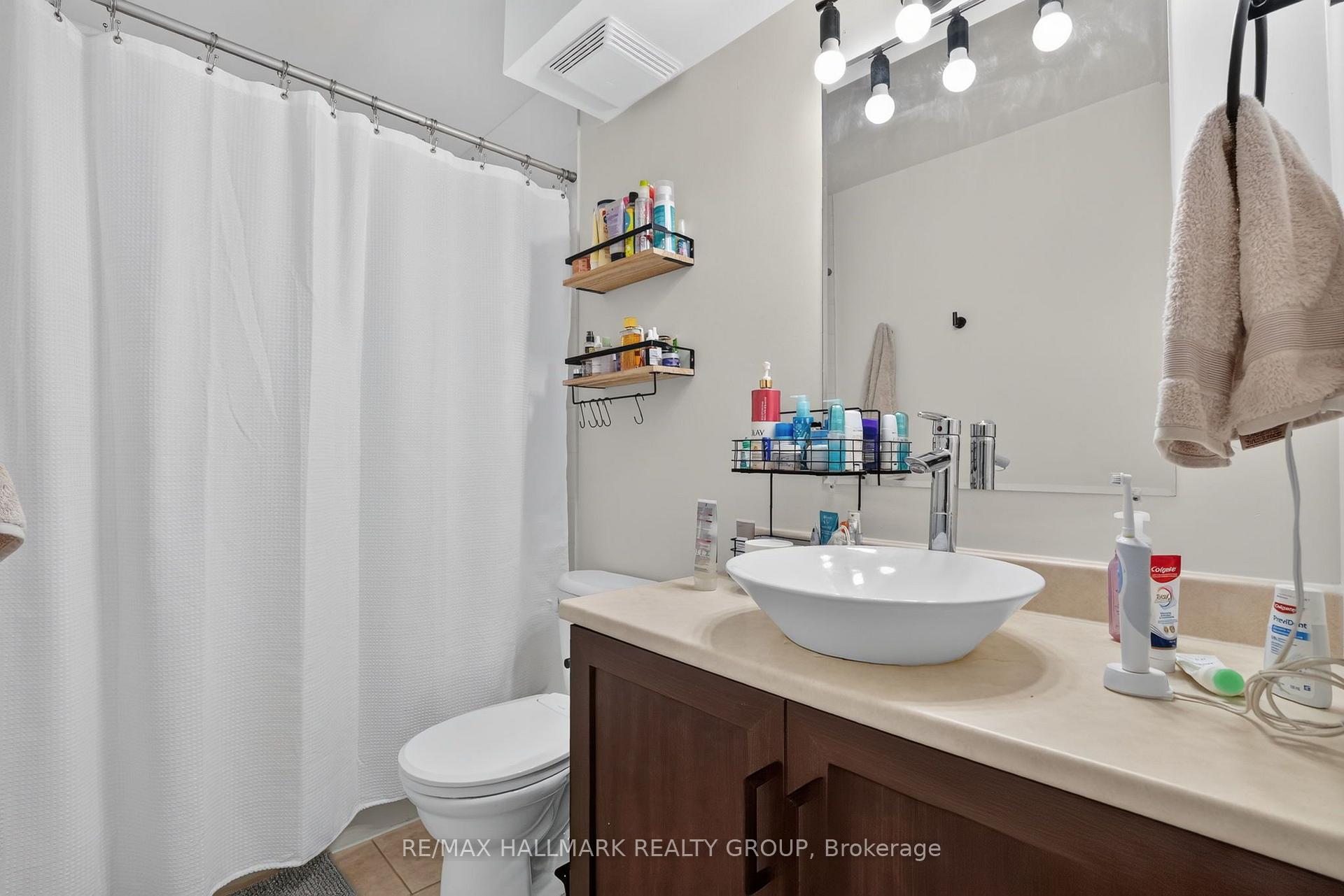 Photo 22 of Unit 304, 646 Cummings Avenue, Ottawa, Castle Heights/Rideau High — HOMEH