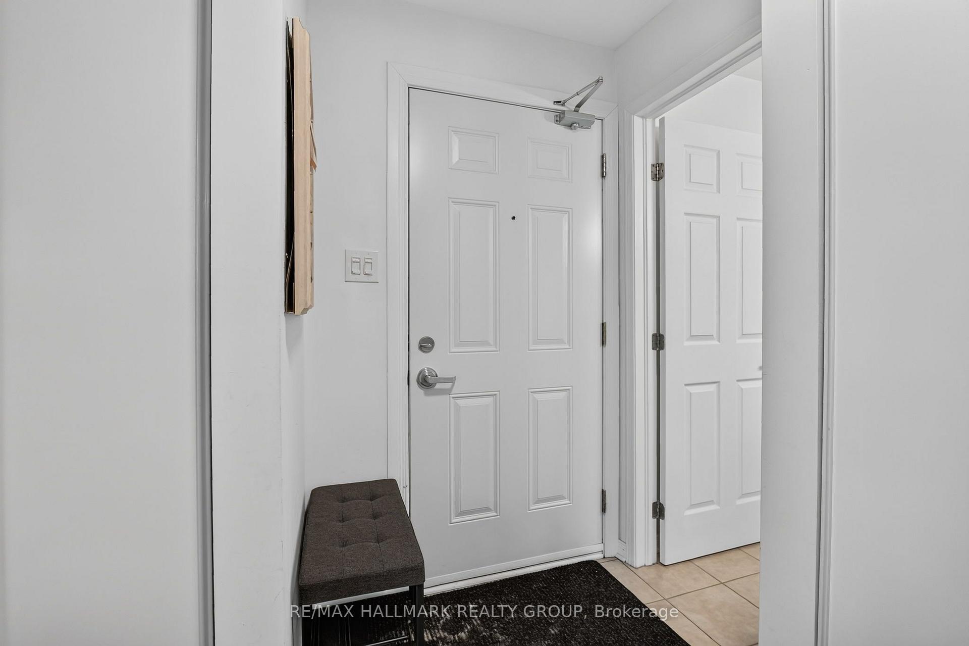Photo 23 of Unit 304, 646 Cummings Avenue, Ottawa, Castle Heights/Rideau High — HOMEH