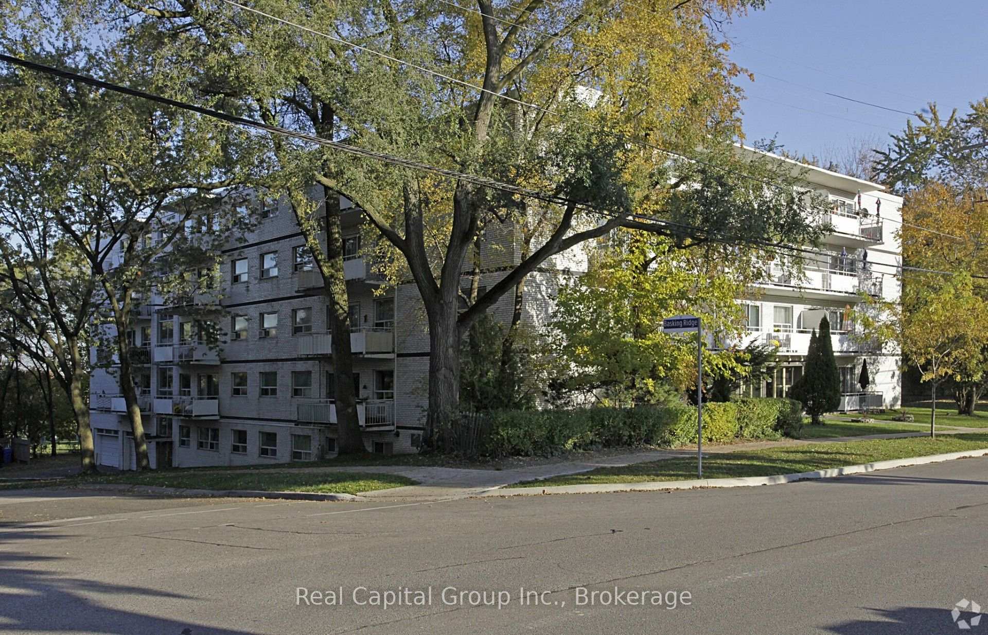 Photo of Unit 203, 323 Park Lawn Road