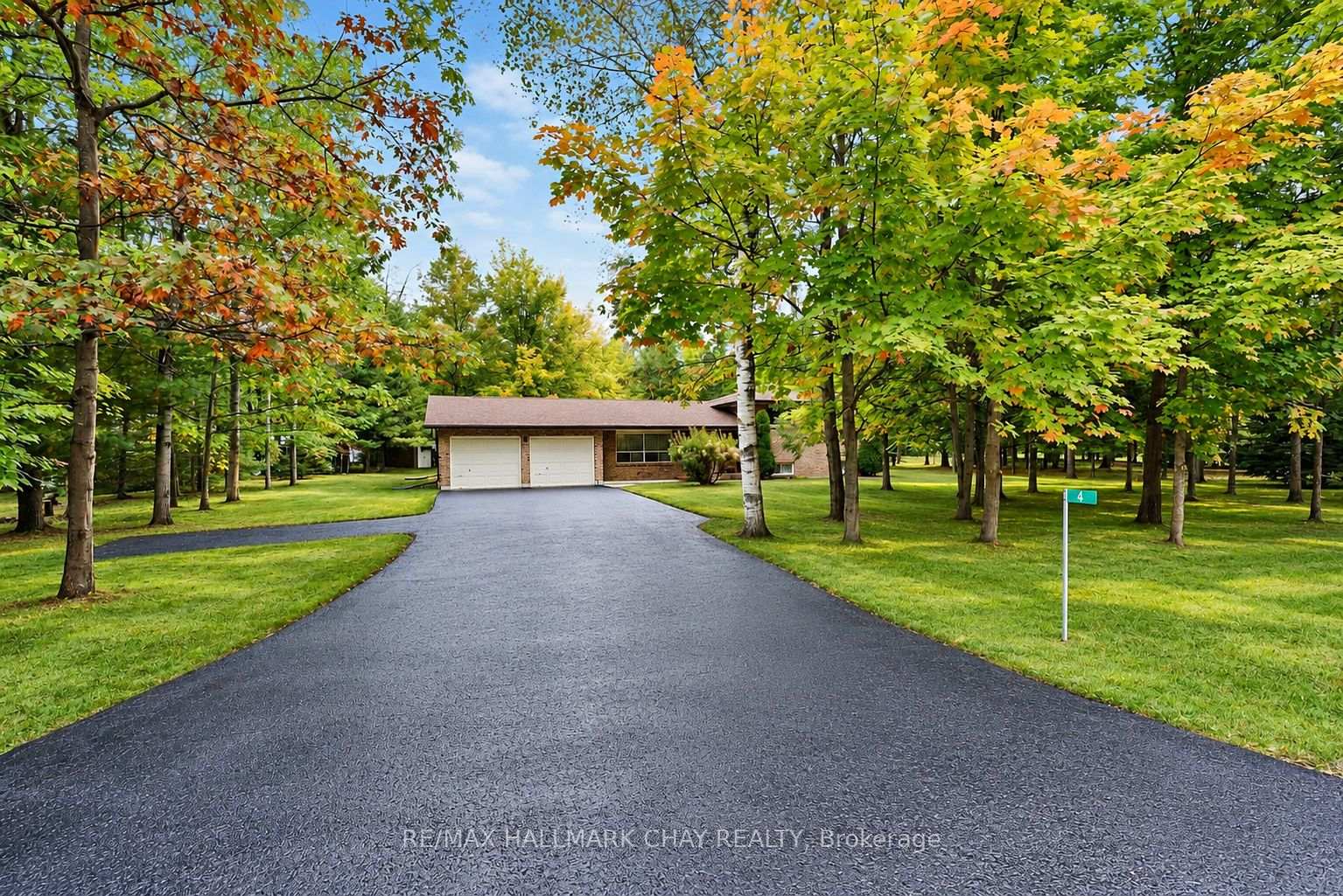 Photo 30 of 4 Binnie Drive, Springwater, Minesing — HOMEH