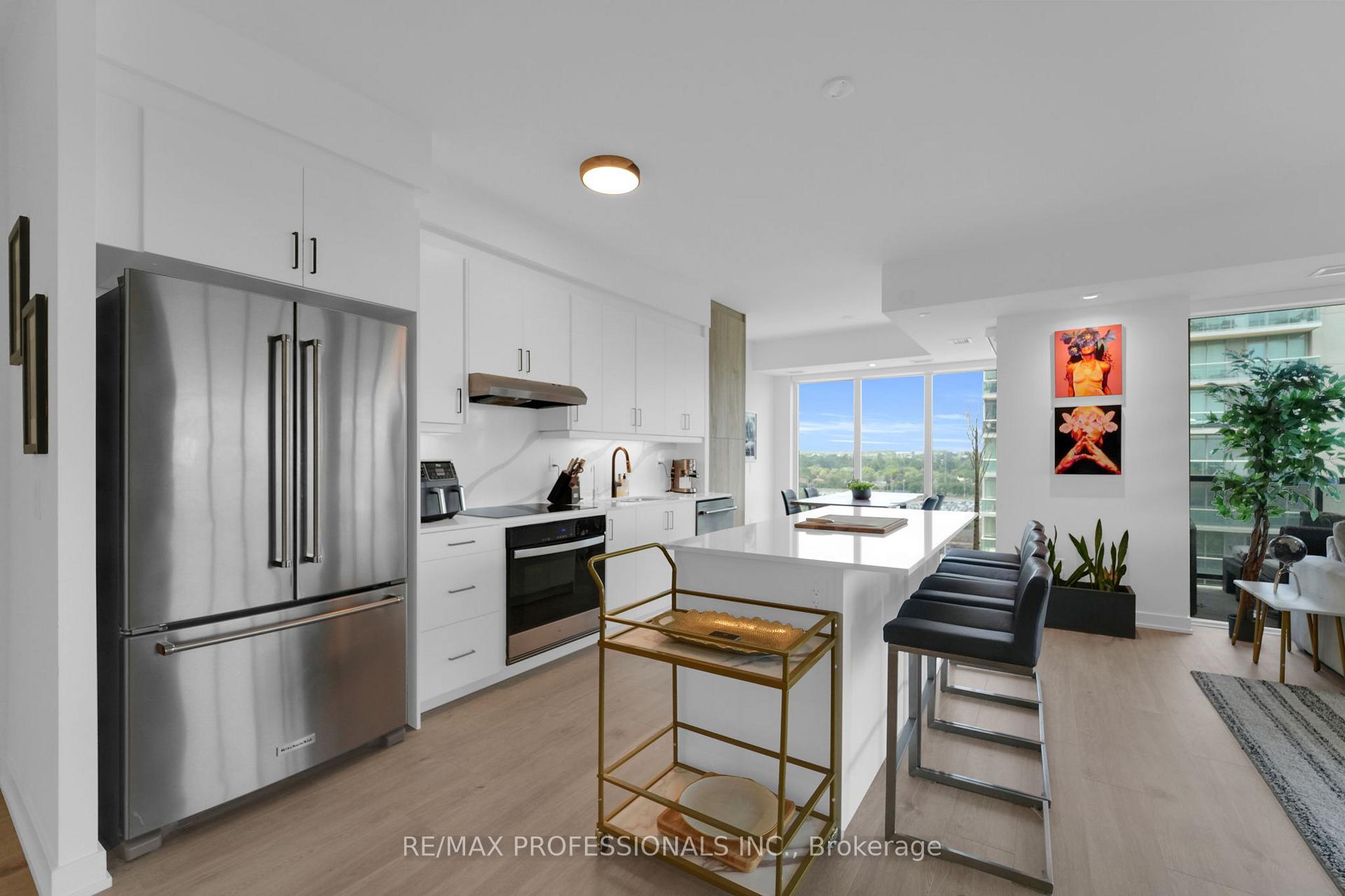 Photo 9 of Unit 1402, 1035 Southdown Road, Mississauga, Clarkson — HOMEH
