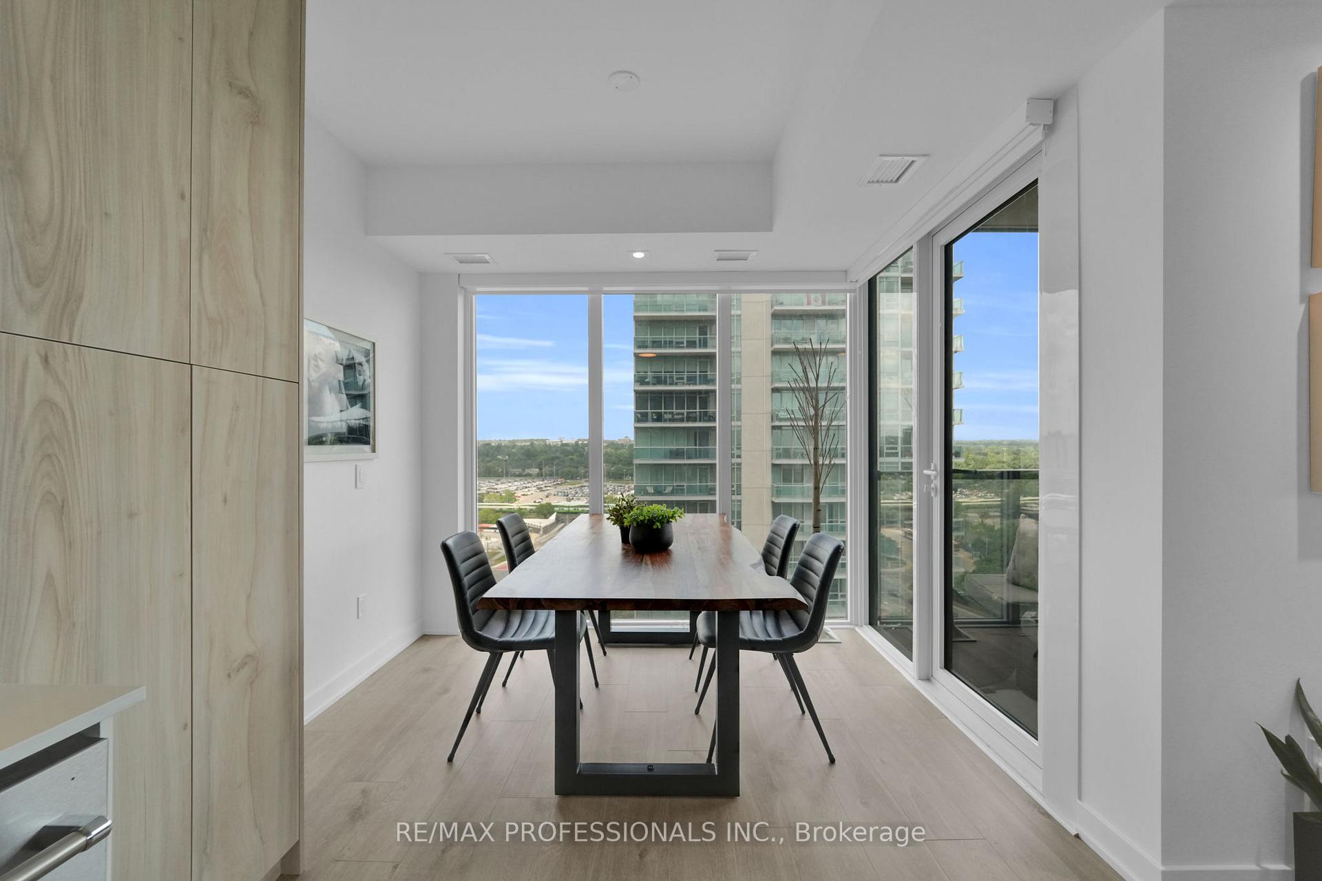 Photo 14 of Unit 1402, 1035 Southdown Road, Mississauga, Clarkson — HOMEH