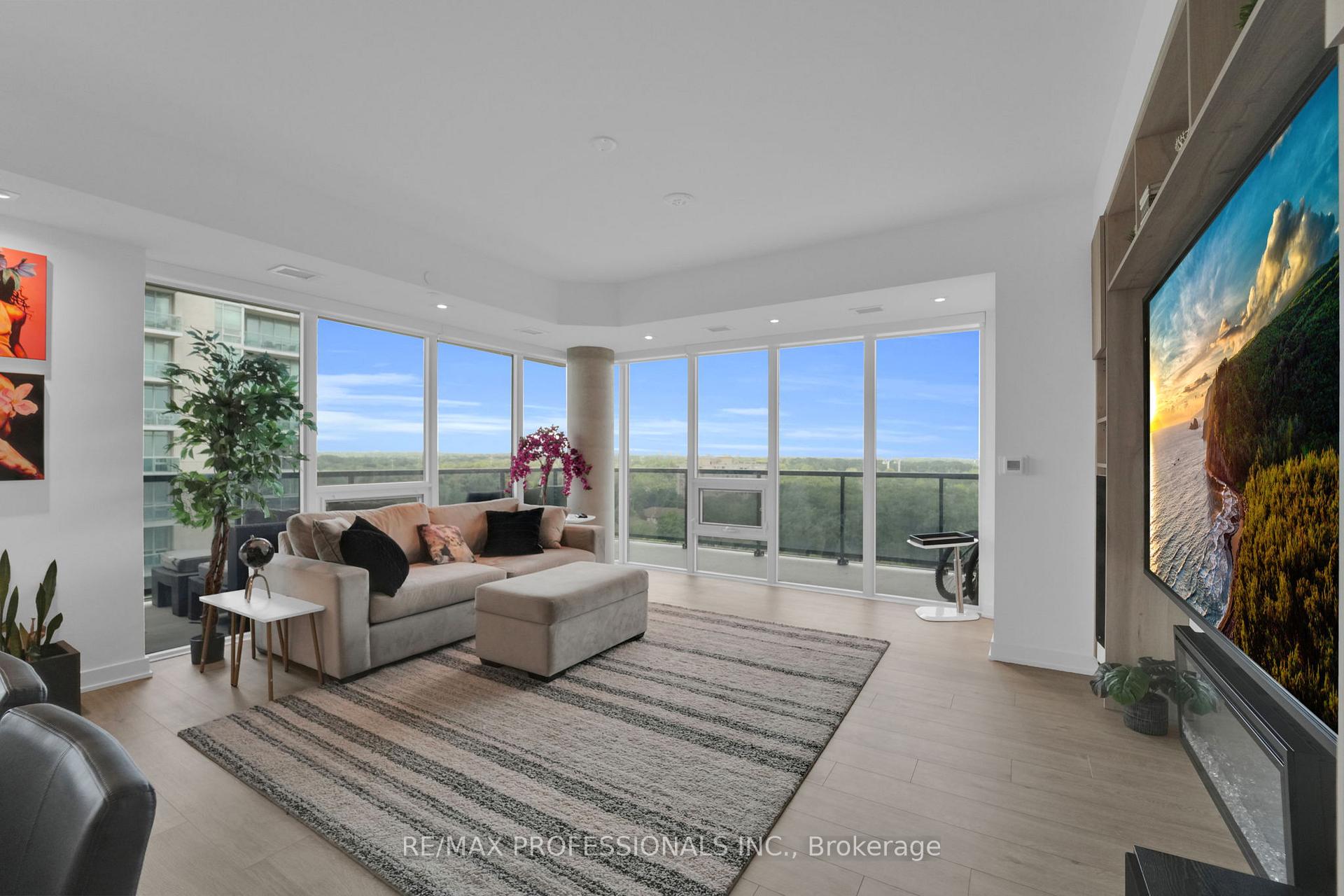 Photo 18 of Unit 1402, 1035 Southdown Road, Mississauga, Clarkson — HOMEH