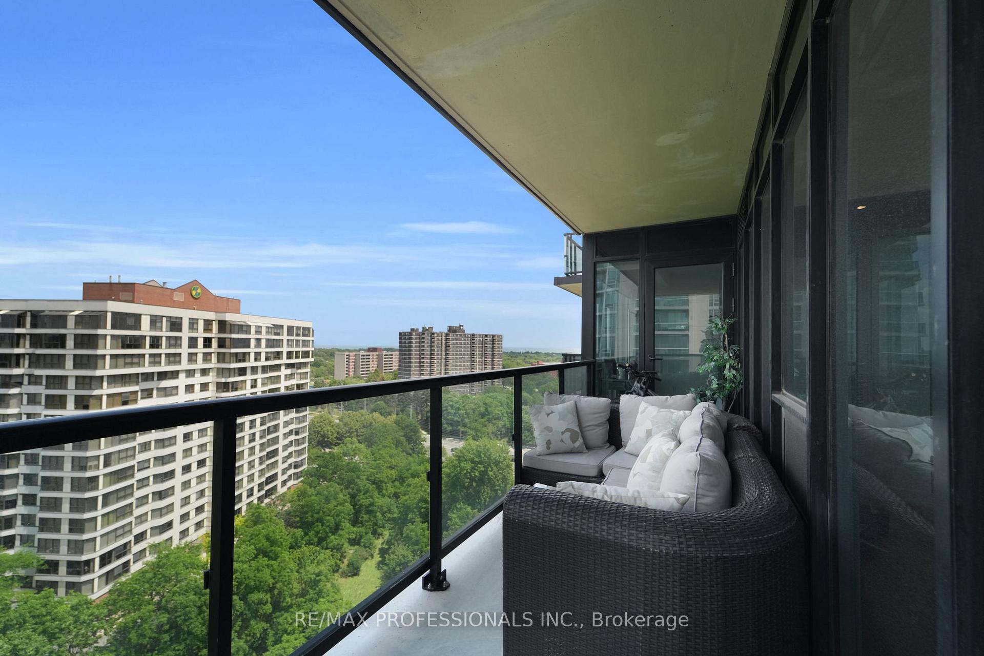 Photo 40 of Unit 1402, 1035 Southdown Road, Mississauga, Clarkson — HOMEH