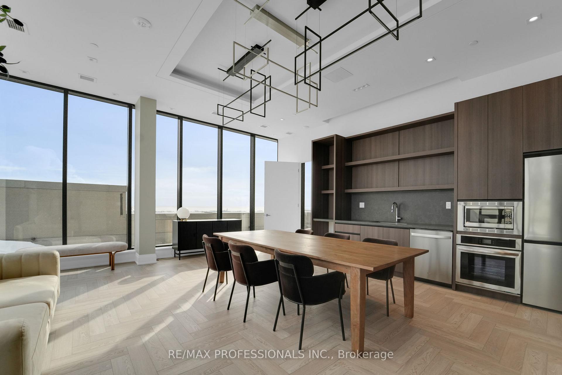 Photo 50 of Unit 1402, 1035 Southdown Road, Mississauga, Clarkson — HOMEH