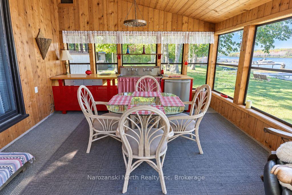 Photo 12 of 344 Perry Ave, Killarney — HOMEH