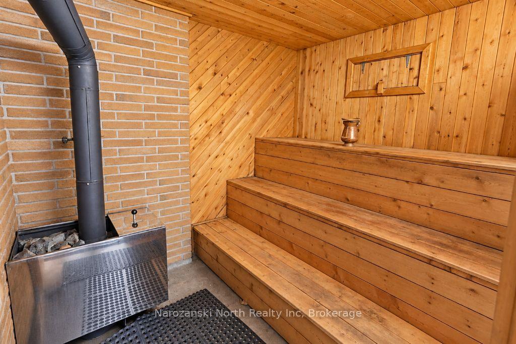 Photo 30 of 344 Perry Ave, Killarney — HOMEH