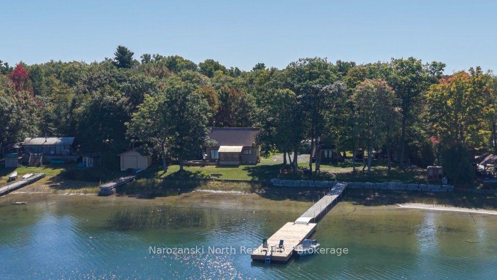 Photo 33 of 344 Perry Ave, Killarney — HOMEH