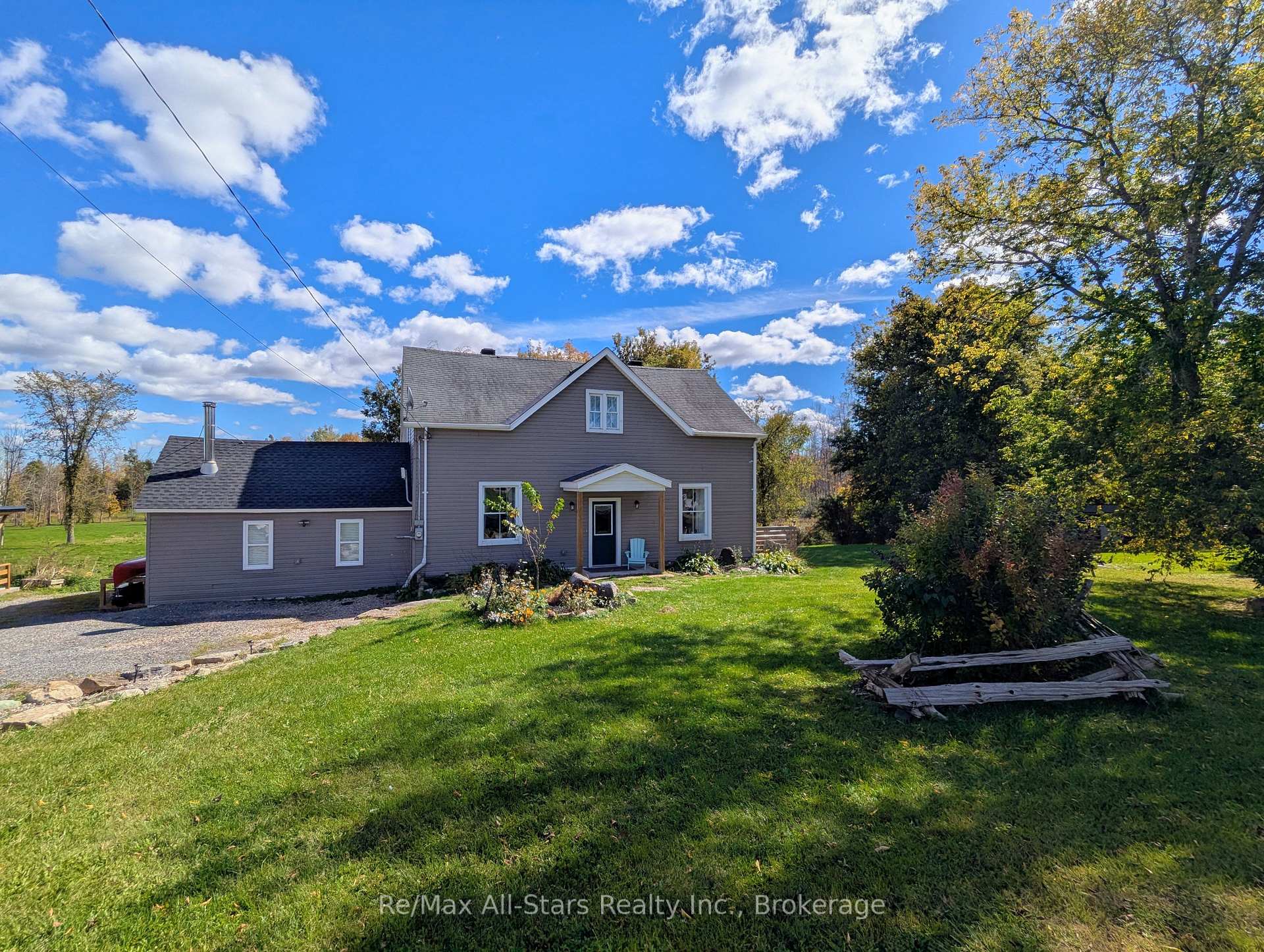 Photo 1 of 857 Perth Road, Beckwith, Beckwith Twp — HOMEH
