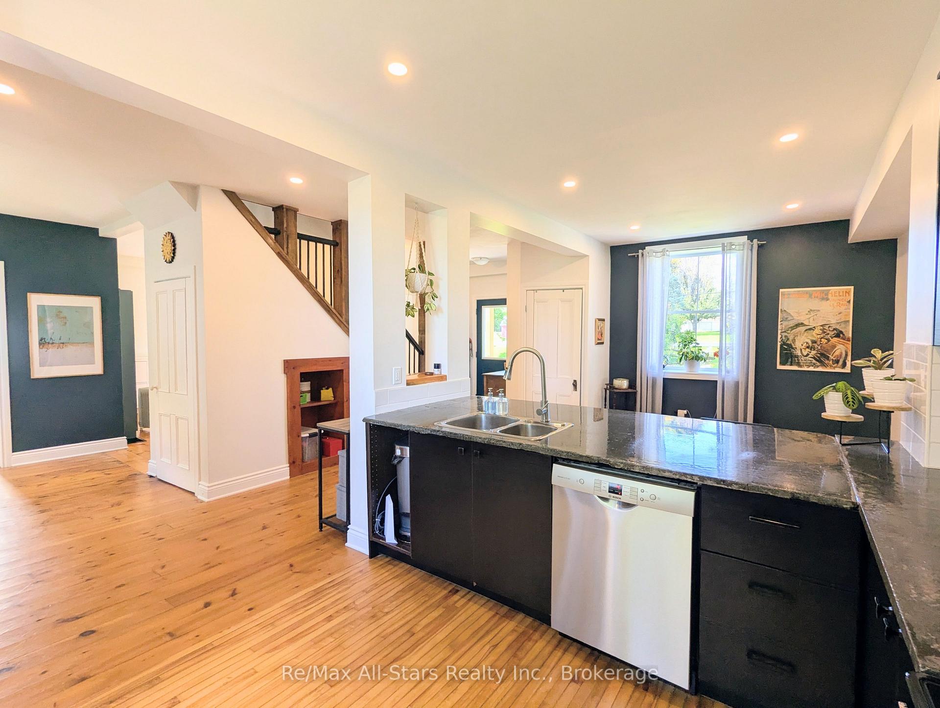 Photo 11 of 857 Perth Road, Beckwith, Beckwith Twp — HOMEH