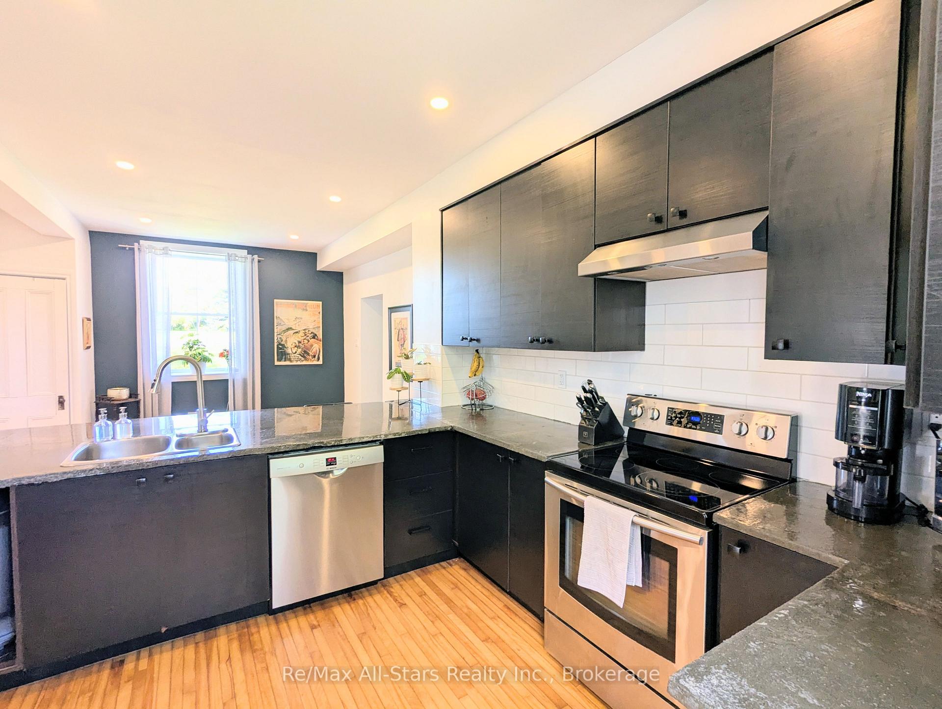 Photo 12 of 857 Perth Road, Beckwith, Beckwith Twp — HOMEH