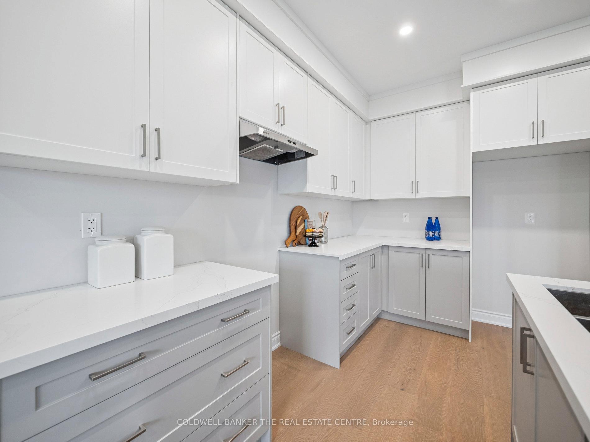 Photo 18 of 11 Hildred Cushing Way, Uxbridge — HOMEH