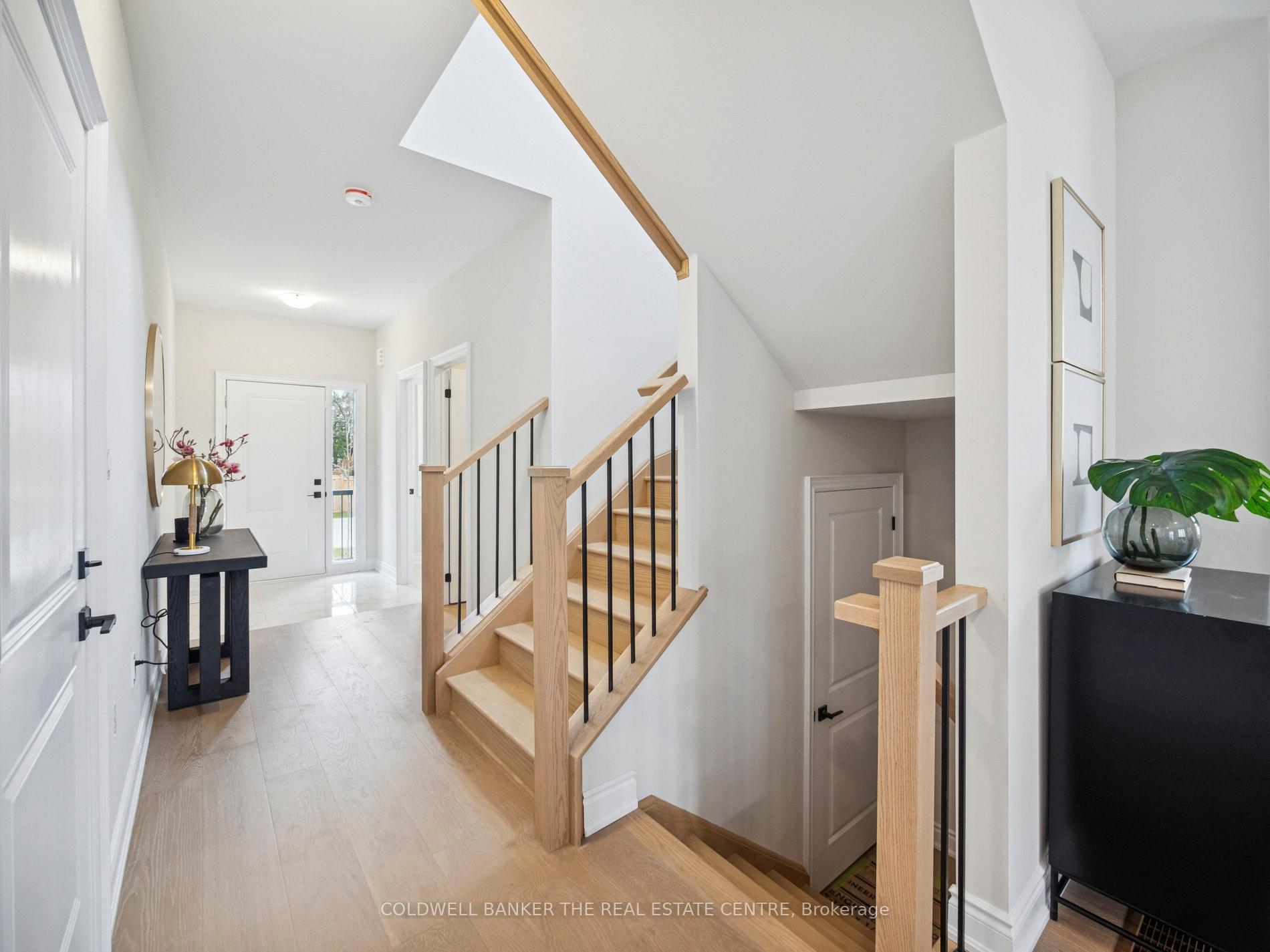 Photo 22 of 11 Hildred Cushing Way, Uxbridge — HOMEH