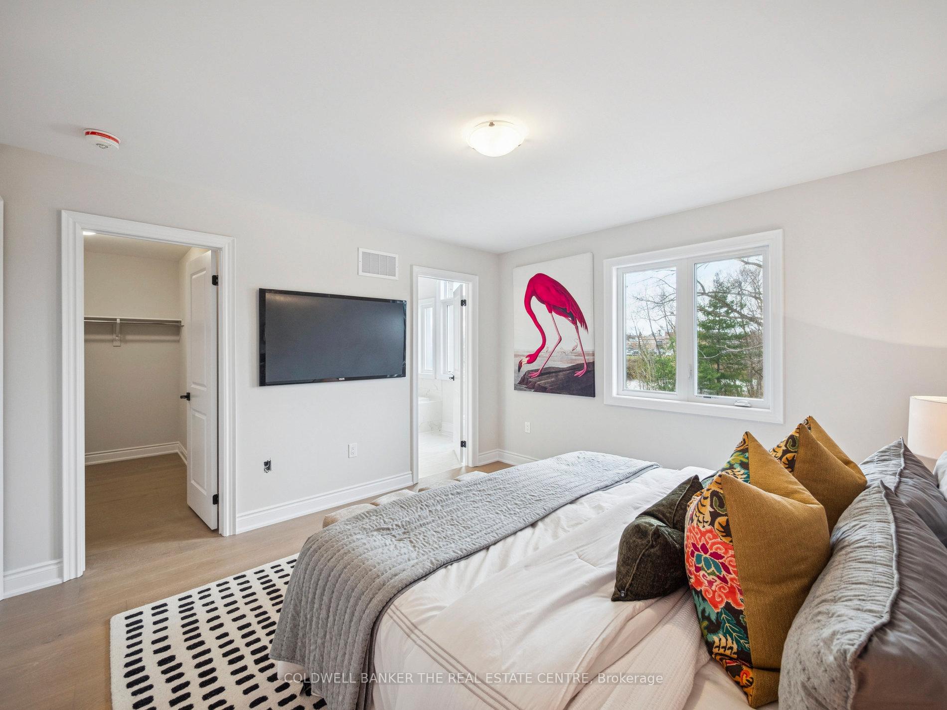 Photo 26 of 11 Hildred Cushing Way, Uxbridge — HOMEH