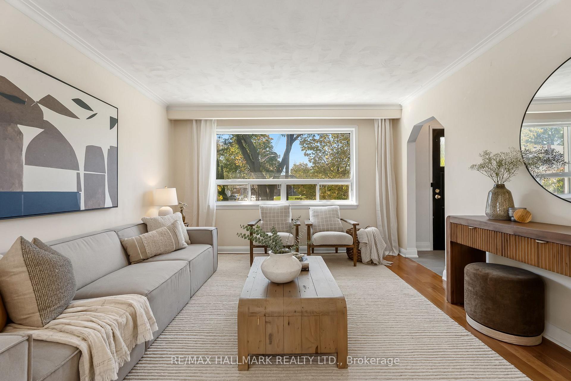 Photo 9 of 3 Armada Court, Scarborough, Woburn — HOMEH