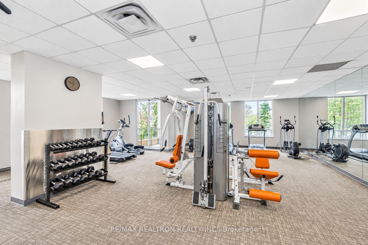 Photo 17 of Unit 511, 256 Doris Avenue, North York, Willowdale East — HOMEH
