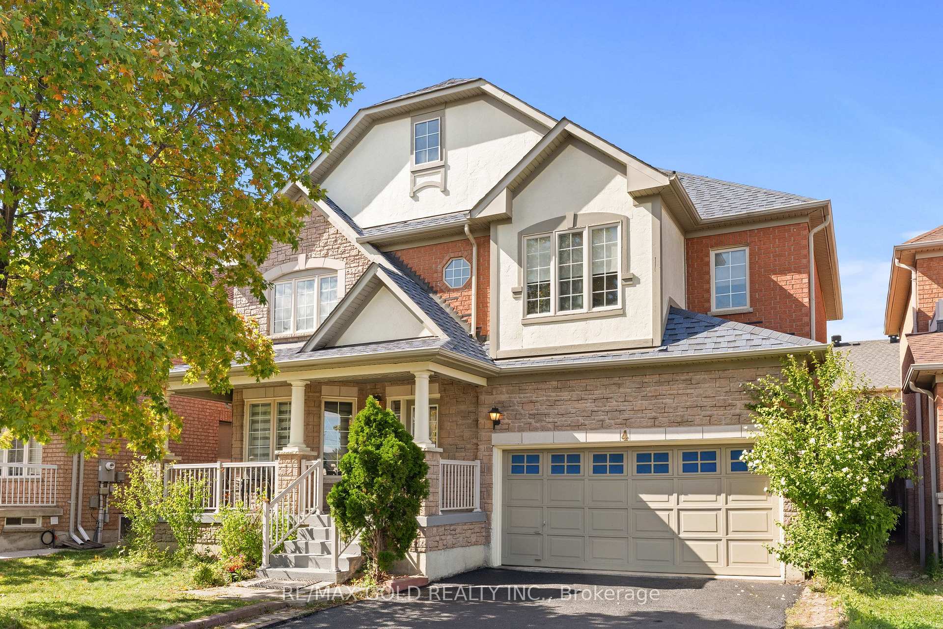 Photo 2 of 4 Australia Drive, Brampton, Sandringham-Wellington — HOMEH
