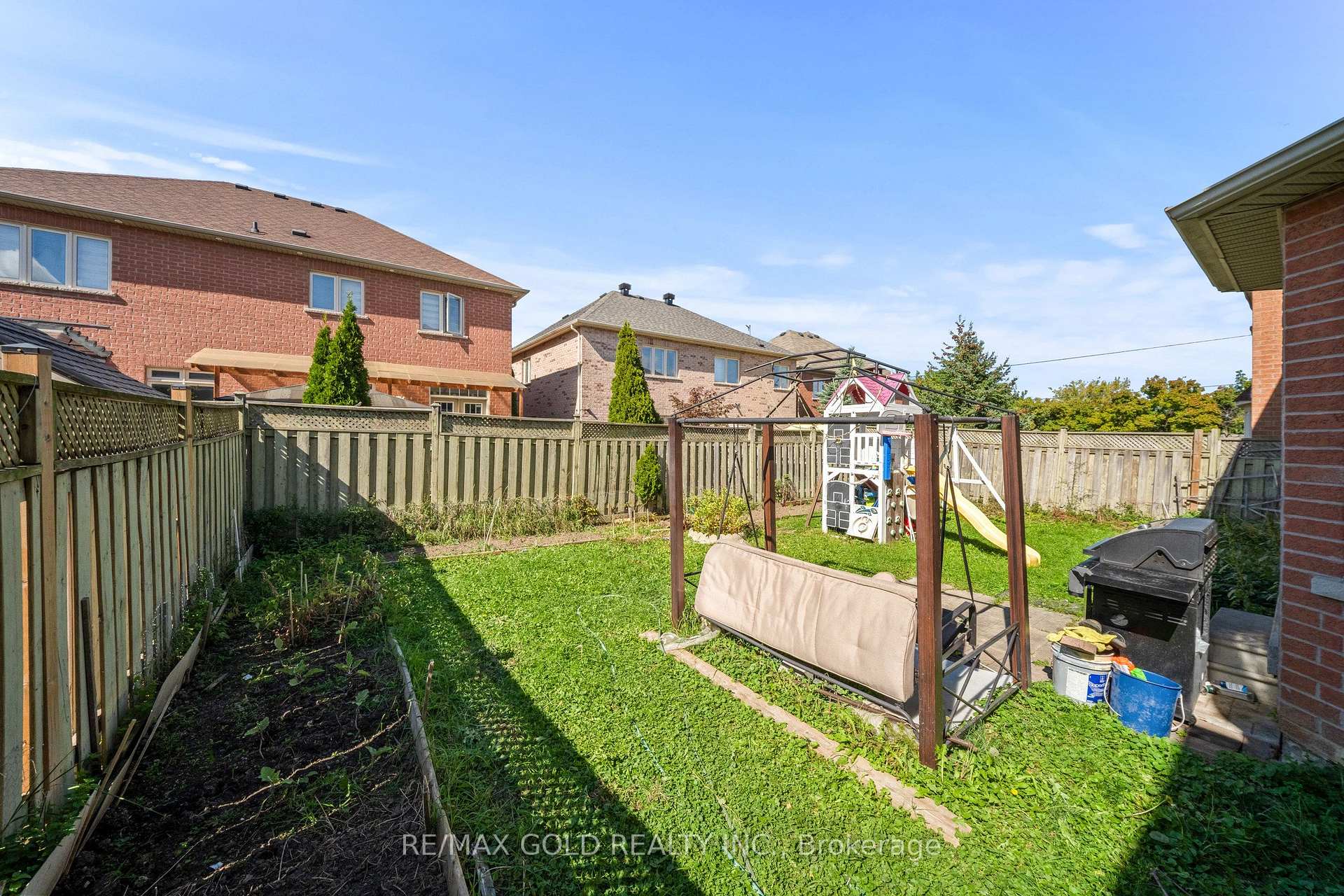 Photo 42 of 4 Australia Drive, Brampton, Sandringham-Wellington — HOMEH