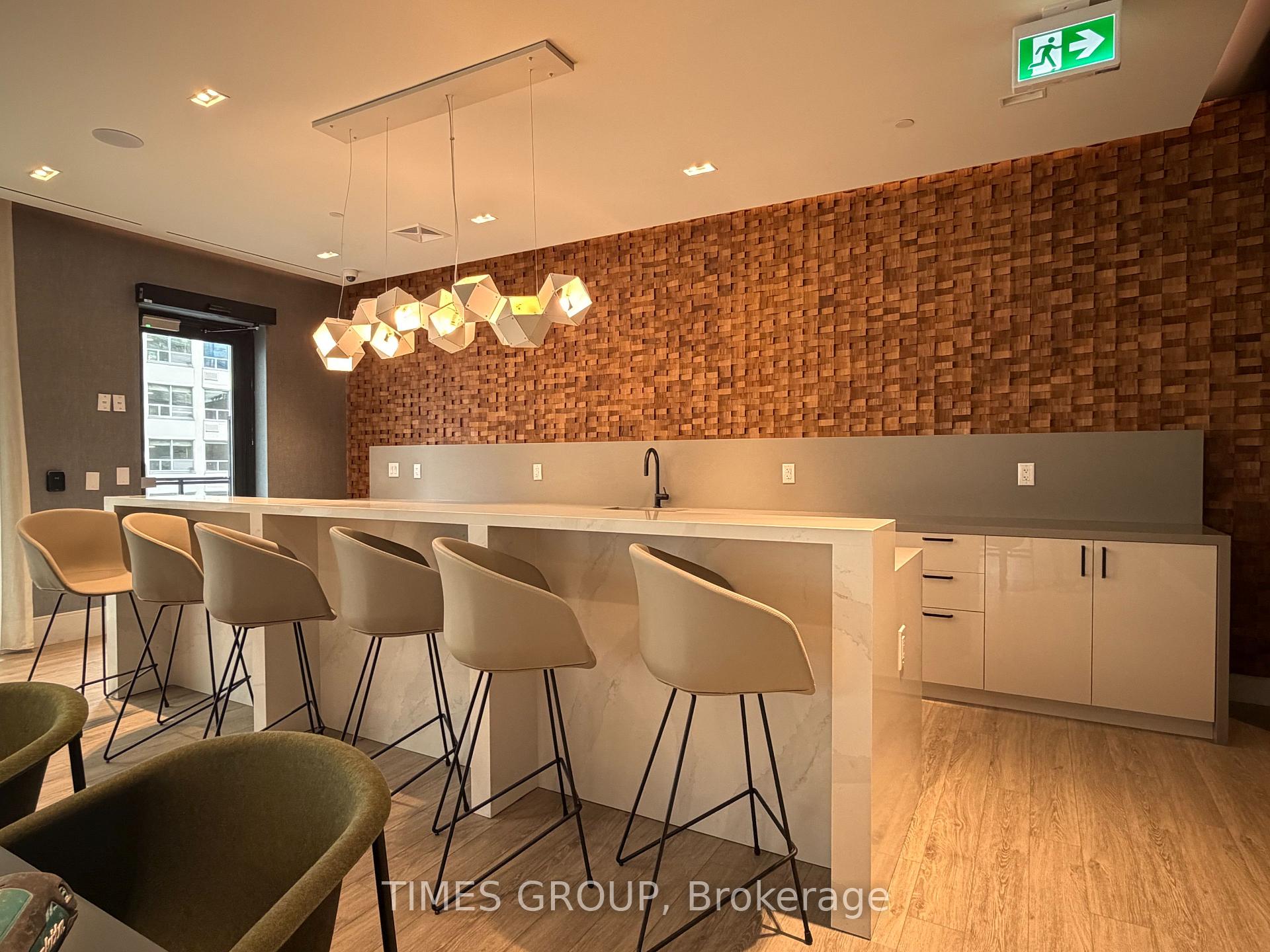 Photo 8 of Unit 1104, 65 Broadway Avenue, Toronto, Mount Pleasant West — HOMEH