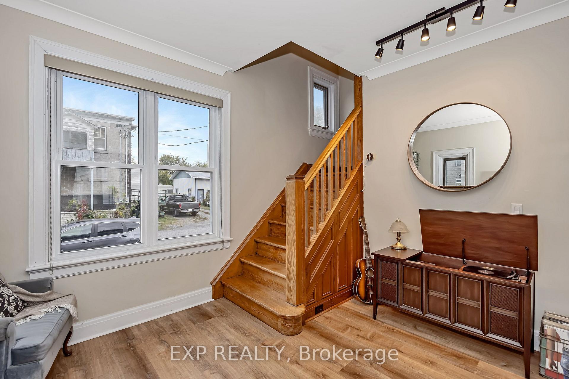 Photo 9 of 11505 Queen Street, North Dundas, North Dundas (Mountain) Twp — HOMEH
