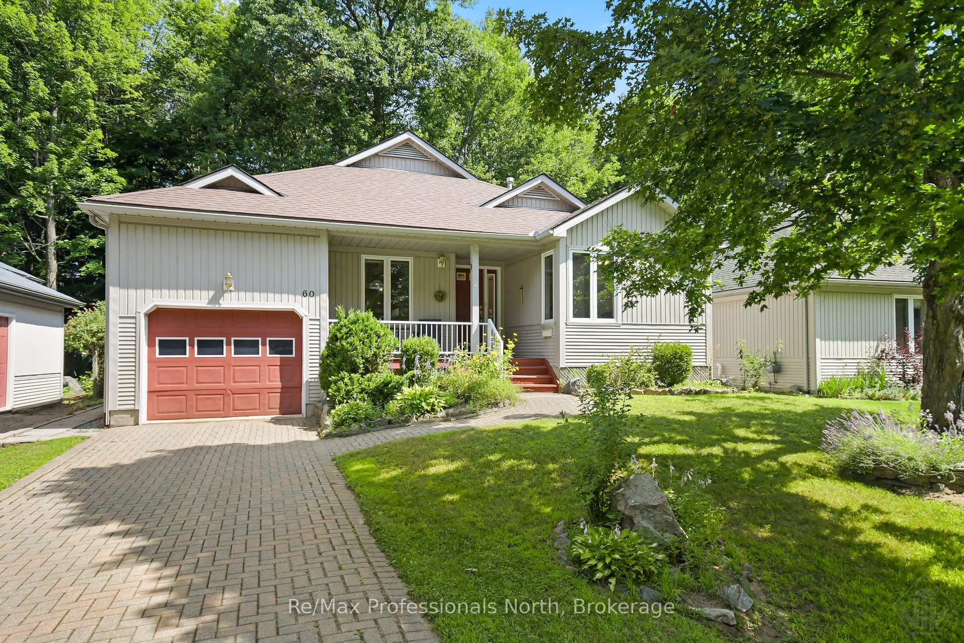Photo of 60 Pineridge Gate