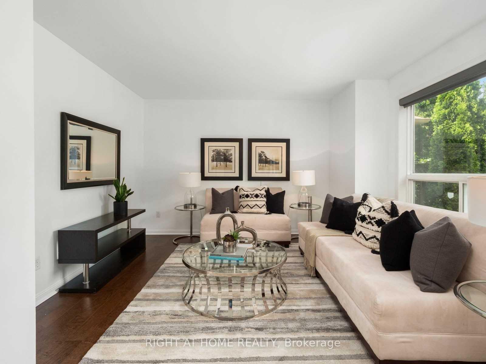 Photo 13 of 5555 Bridgeport Gate, Mississauga, Churchill Meadows — HOMEH