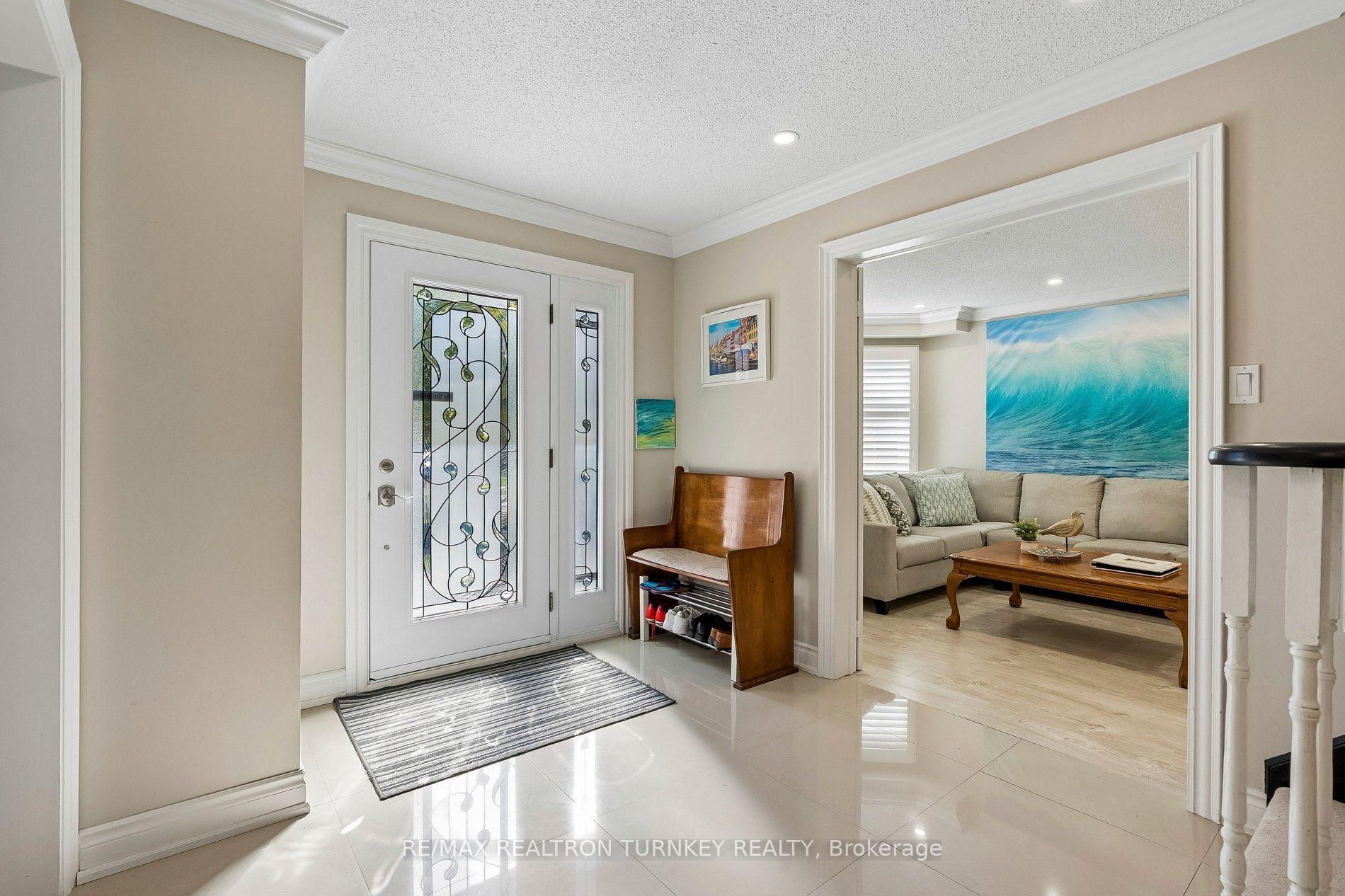 Photo 6 of 263 Chambers Crescent, Newmarket, Armitage — HOMEH
